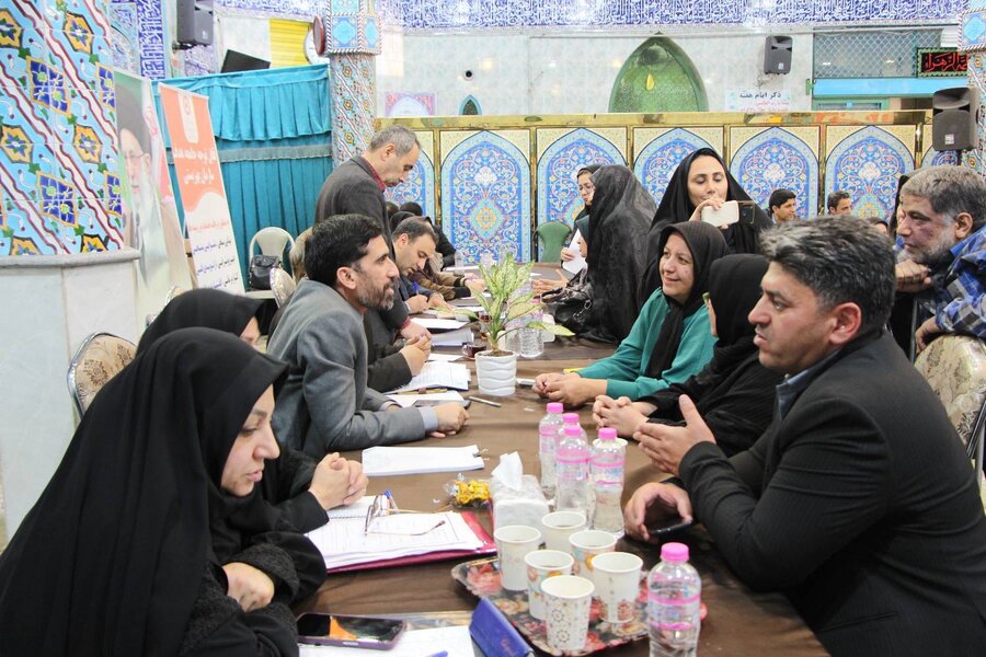 دیدار صمیمانه رئیس سازمان بهزیستی کشور با مردم دیدار صمیمانه رئیس سازمان بهزیستی کشور با مردم