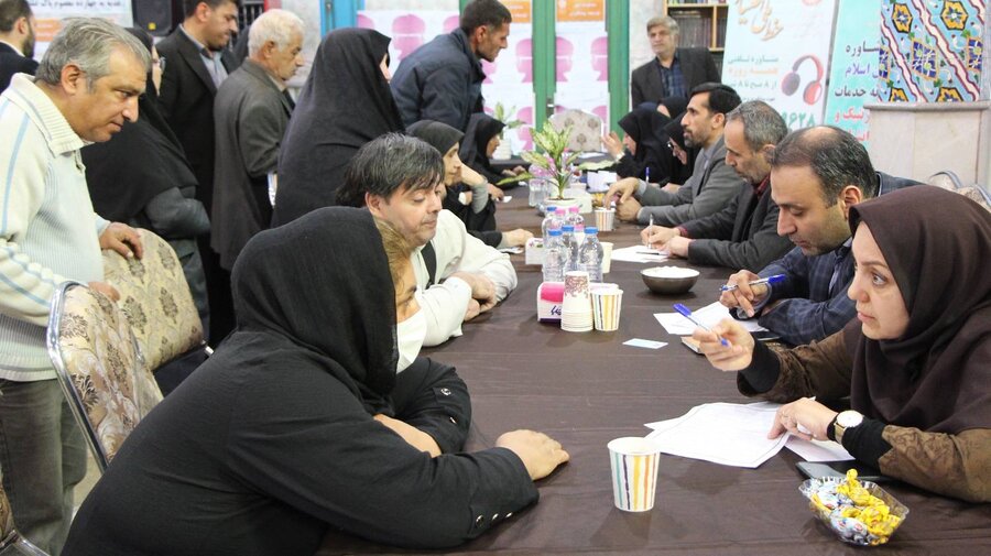 دیدار صمیمانه رئیس سازمان بهزیستی کشور با مردم دیدار صمیمانه رئیس سازمان بهزیستی کشور با مردم