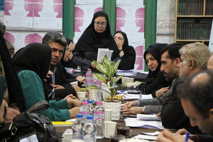 دیدار صمیمانه رئیس سازمان بهزیستی کشور با مردم دیدار صمیمانه رئیس سازمان بهزیستی کشور با مردم