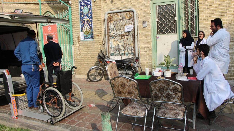 دیدار صمیمانه رئیس سازمان بهزیستی کشور با مردم دیدار صمیمانه رئیس سازمان بهزیستی کشور با مردم