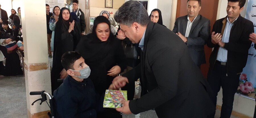 شهرری | معلولین ورزشکار در شهر کهریزک تجلیل شدند