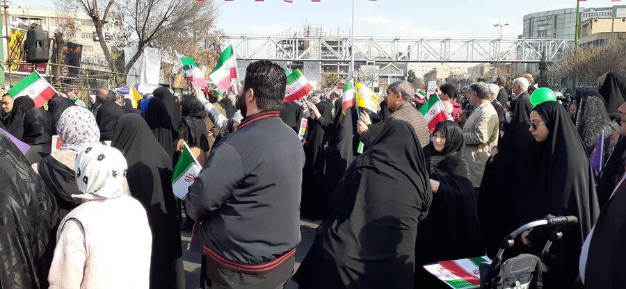 شهرری | گزارش تصویری | شرکت در راهپیمایی ۲۲ بهمن شهرری | گزارش تصویری | شرکت در راهپیمایی ۲۲ بهمن