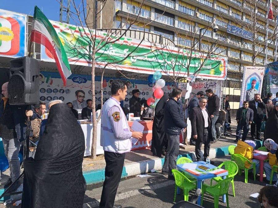 شهرری | گزارش تصویری | شرکت در راهپیمایی ۲۲ بهمن شهرری | گزارش تصویری | شرکت در راهپیمایی ۲۲ بهمن