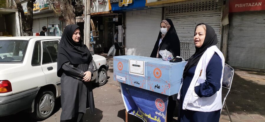 شهرری | استقبال مردم از پایگاه های جمع آوری زکات فطریه