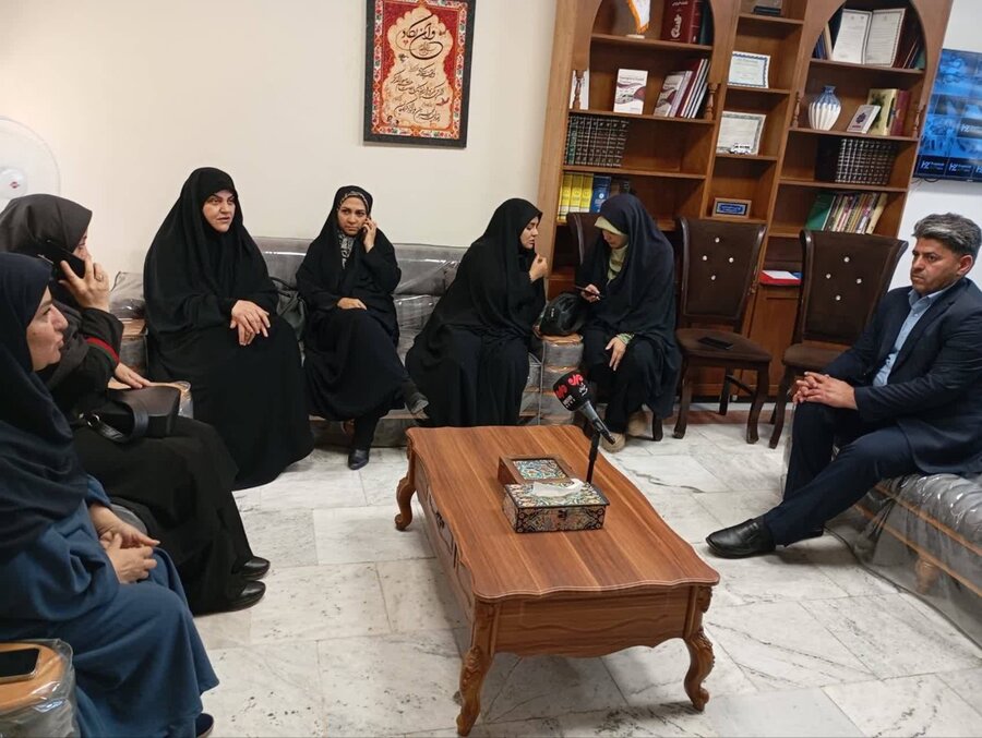 شهرری | بازدید سرپرست دفتر امور زنان و خانواده استانداری تهران و مشاور امور بانوان بهزیستی کشور از مرکز شهدای دولتآباد شهرستان ری شهرری | بازدید سرپرست دفتر امور زنان و خانواده استانداری تهران و مشاور امور بانوان بهزیستی کشور از مرکز شهدای دولتآباد شهرستان ری